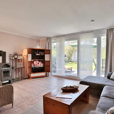 Ferienbungalow Erlenweg 20 Erlenweg 20 2 Niendorf Ostsee Holiday home *